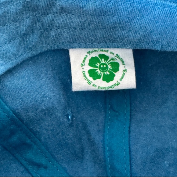 Room Service Hat - Picture 2 of 7